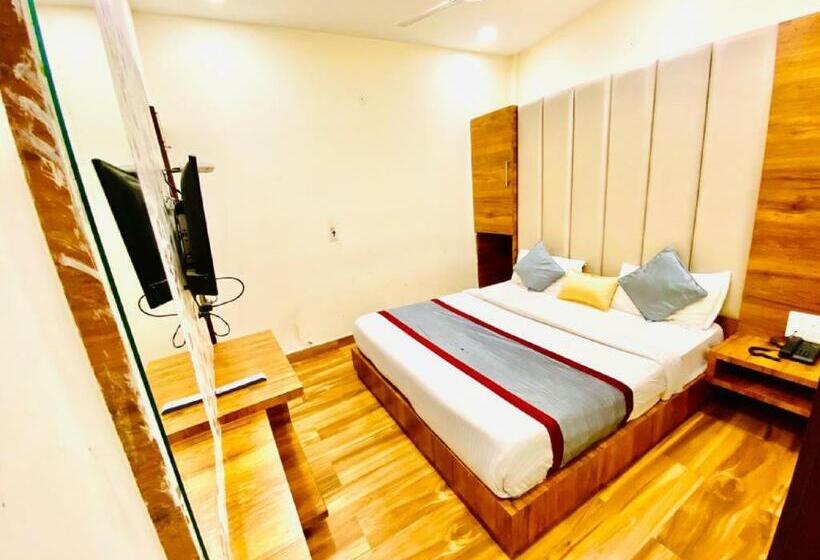 エコノミールーム, Avista