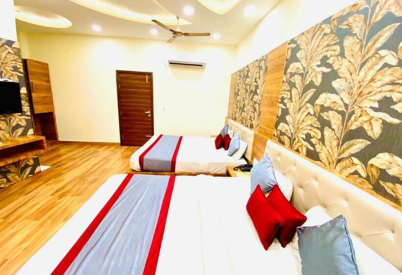 スイート（家族用）, Avista