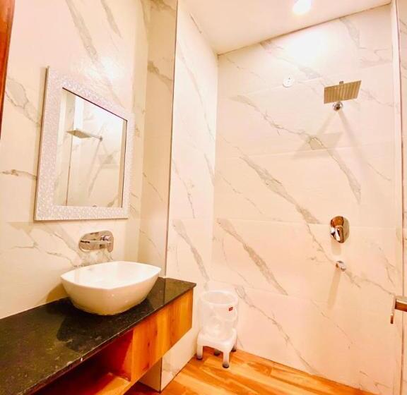 シティビュースイート, Avista