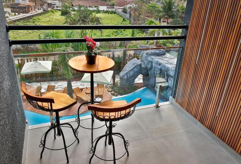 سوئیت با بالکن, Mandala Beach