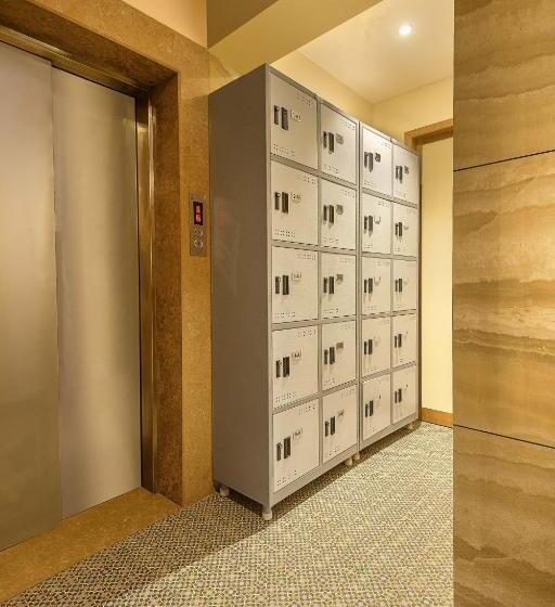 سرير فى غرفة مشتركة مزودة بحمام مشترك, City Stay