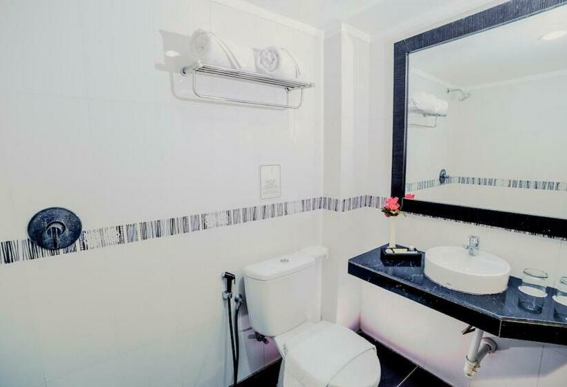 Номер Superior, Parkside Star Hotel Jayapura