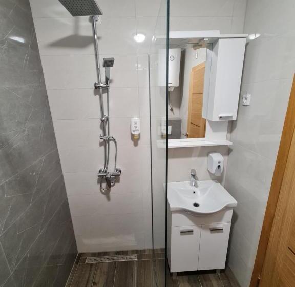 استودیوی استاندارد, Vila Hercegovka