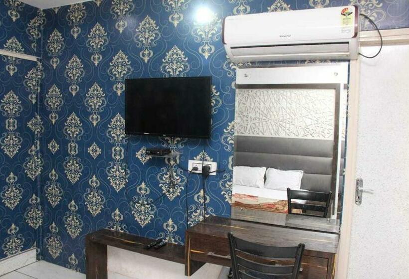 트리플 클래식 룸, O Food Plaza