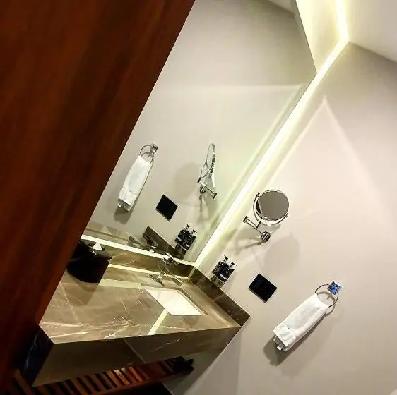 キングサイズベッドのデラックスルーム, Viaggio Resort Mazatlan