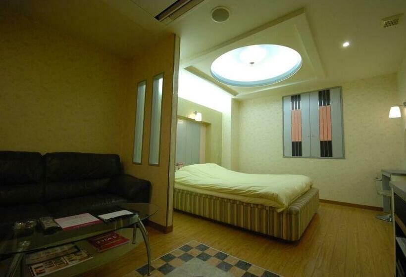 エコノミールーム, Will Ex 大高