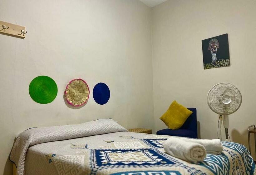 اتاق استاندارد با سرویس بهداشتی مشترک, Casa Cempoal