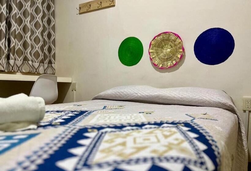 اتاق استاندارد با سرویس بهداشتی مشترک, Casa Cempoal