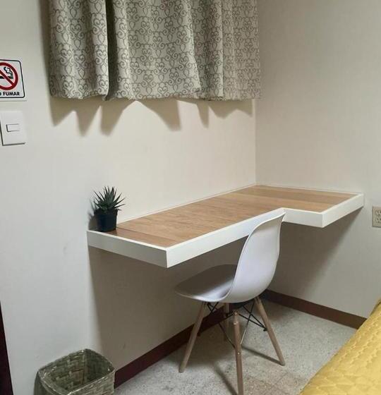 اتاق استاندارد با سرویس بهداشتی مشترک, Casa Cempoal