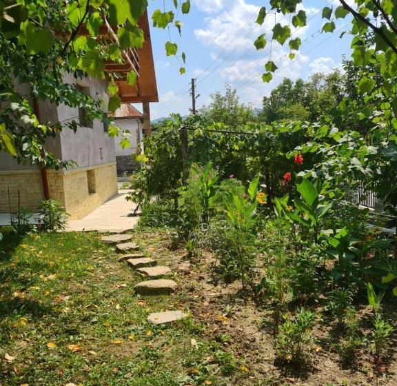 4间卧室的房子, Casa Hera