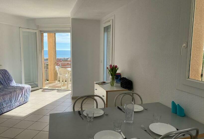 דירת חדר, Ulvf Les Romarins