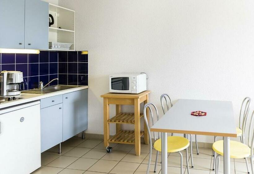 דירת שני חדרים, Ulvf Les Romarins