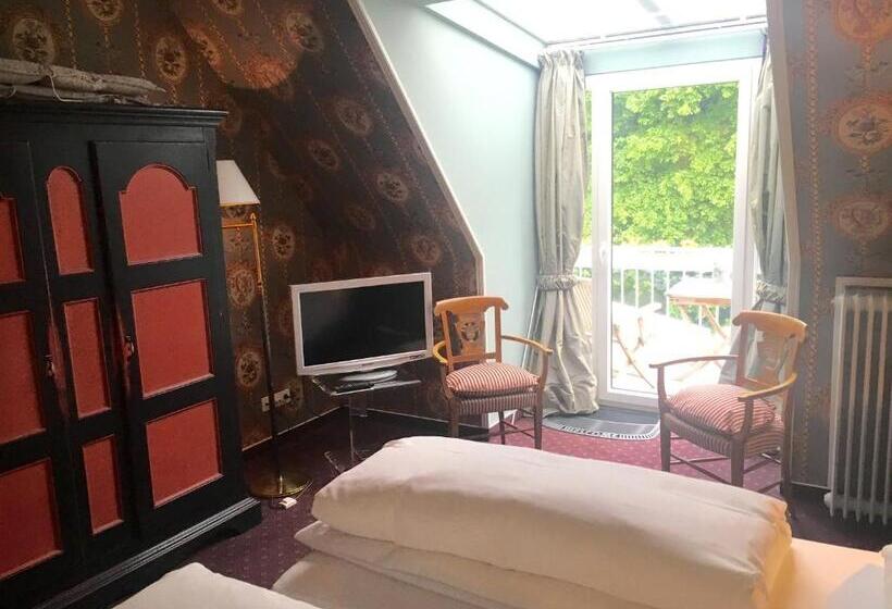 اتاق استاندارد با بالکن, Gästehaus Höpkens Ruh