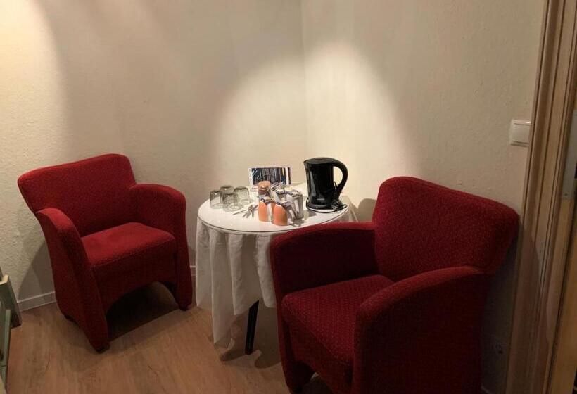 اتاق استاندارد با بالکن, Gästehaus Höpkens Ruh