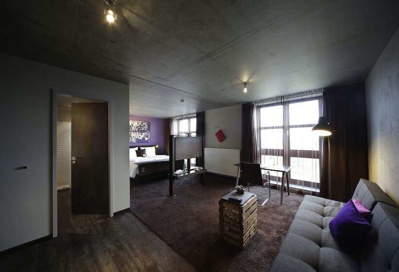 חדר קומפורט, Altes Stahlwerk Business & Lifestyle