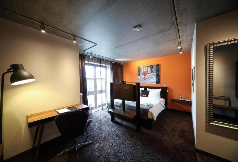 חדר קומפורט, Altes Stahlwerk Business & Lifestyle