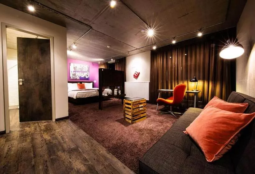 ジュニアスイート, Altes Stahlwerk Business & Lifestyle