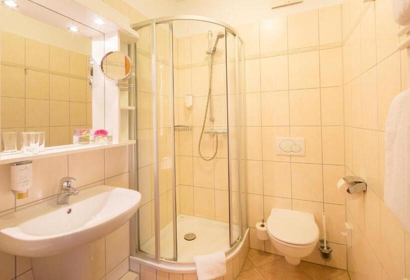 컴포트 룸, Conventgarten