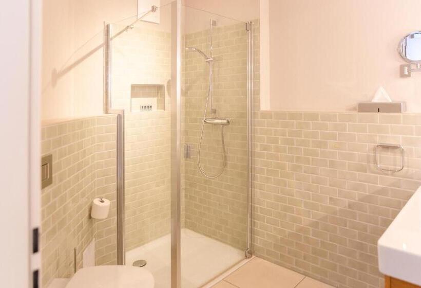 디럭스 룸, Conventgarten