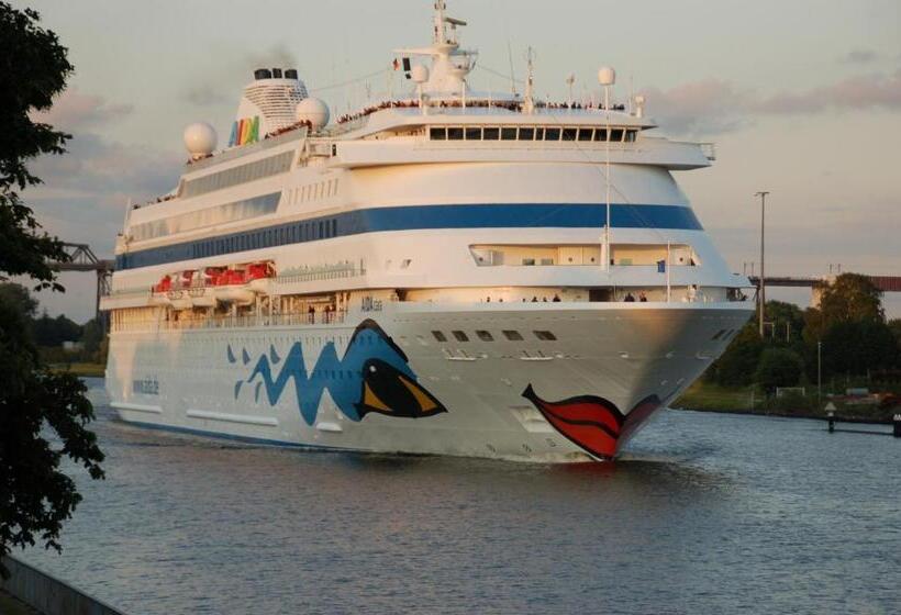 주니어 스위트, Conventgarten