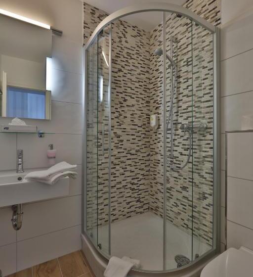 스탠다드 싱글 룸, Elefant