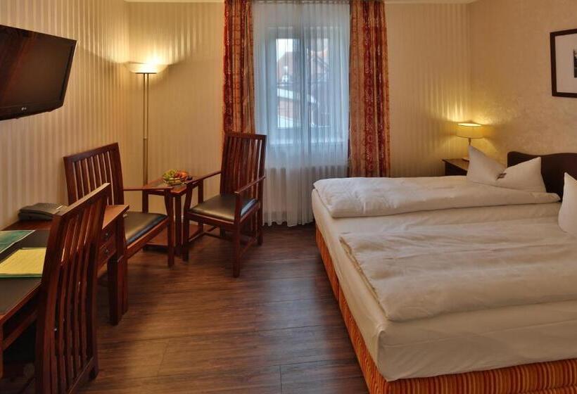 스탠다드 룸, Elefant