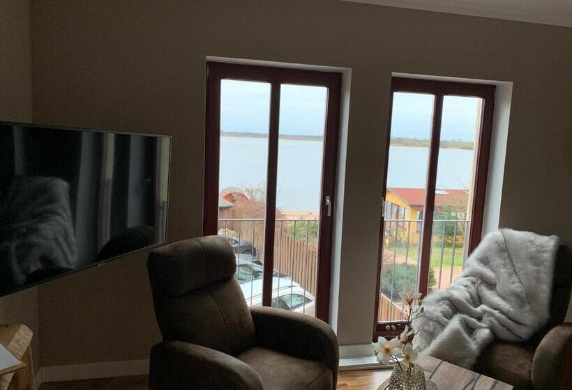 غرفة قياسية مطلّة علي البحيرة, Inselhof