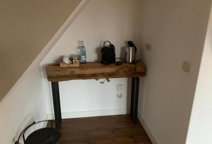 غرفة ديلوكس, Inselhof