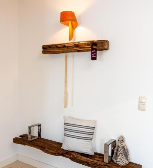 شقة غرفة واحدة, Inselhof