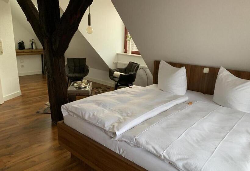 غرفة قياسية, Inselhof