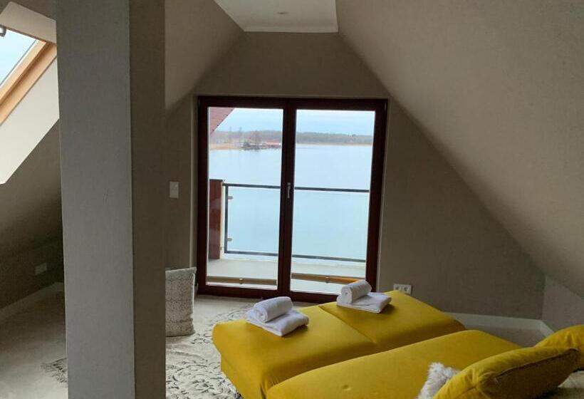 شقة غرفة واحدة, Inselhof