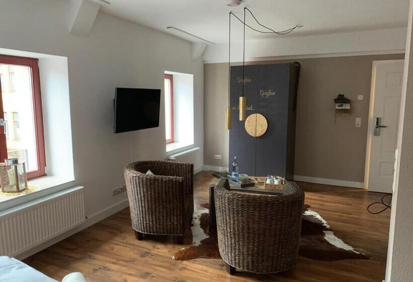 غرفة قياسية, Inselhof