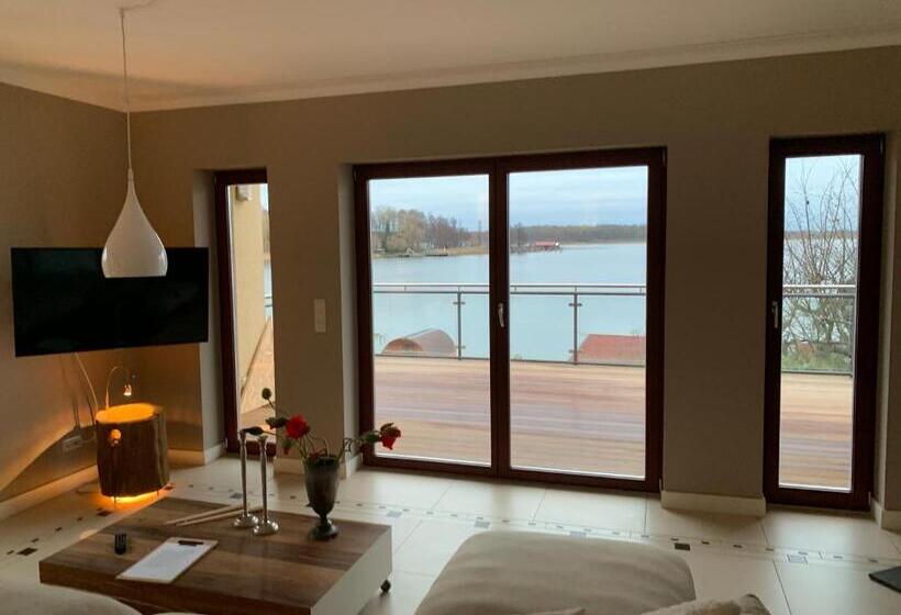 شقة غرفة واحدة, Inselhof