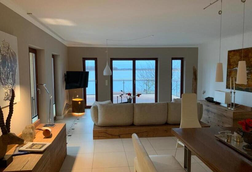 شقة غرفة واحدة, Inselhof