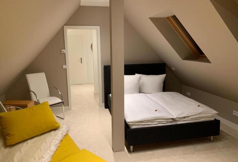 شقة غرفة واحدة, Inselhof