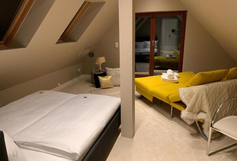 شقة غرفة واحدة, Inselhof