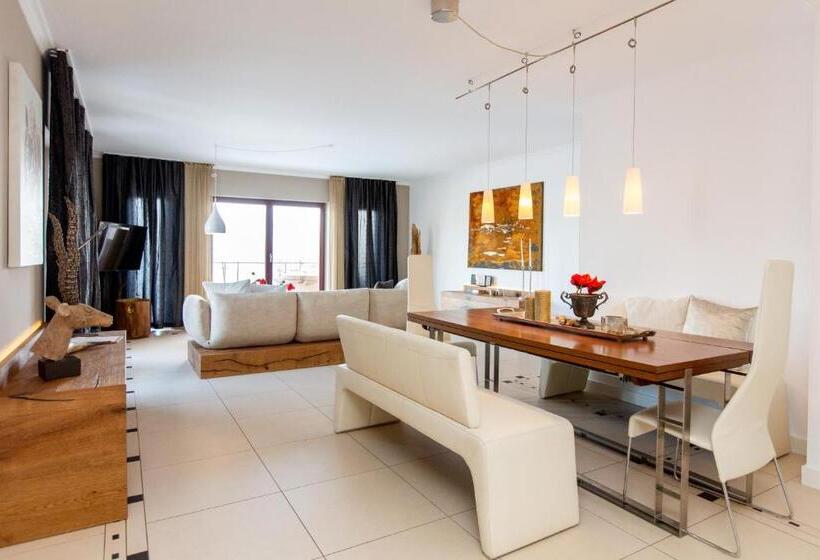 شقة غرفة واحدة, Inselhof