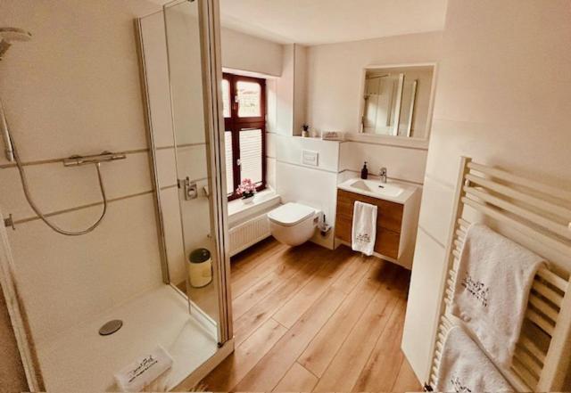 غرفة قياسية, Inselhof