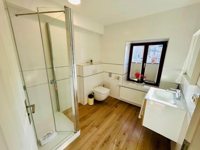 غرفة قياسية, Inselhof