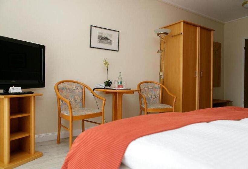 标准间带阳台, Neuwarft