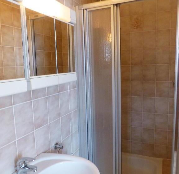 ファミリールーム, Tanneneck