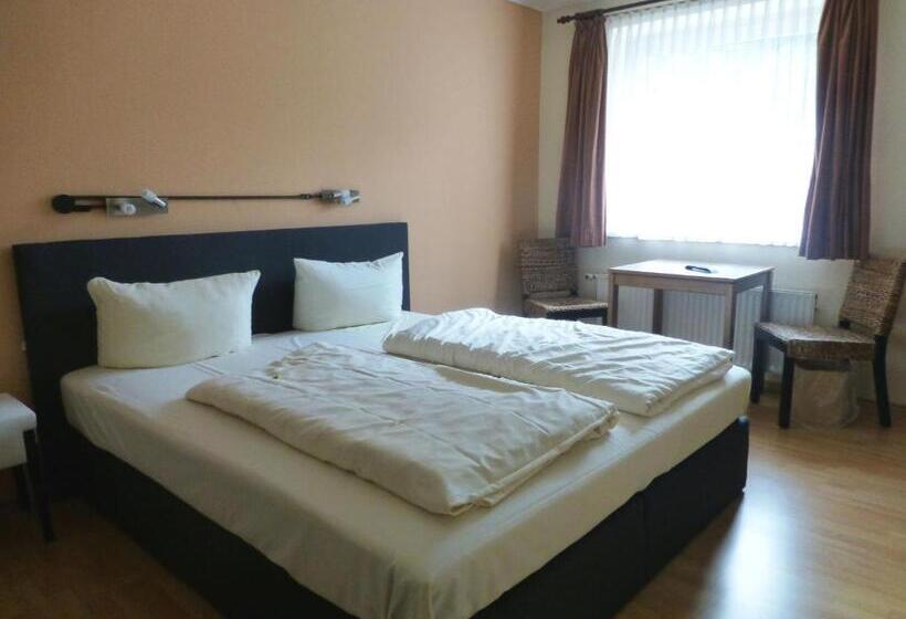 ファミリールーム, Tanneneck