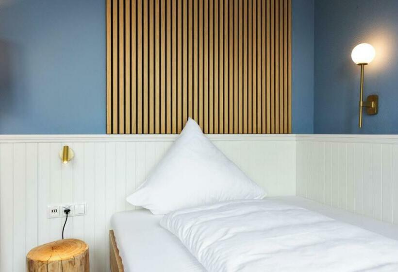 标准单人间, Zum Goldenen Anker