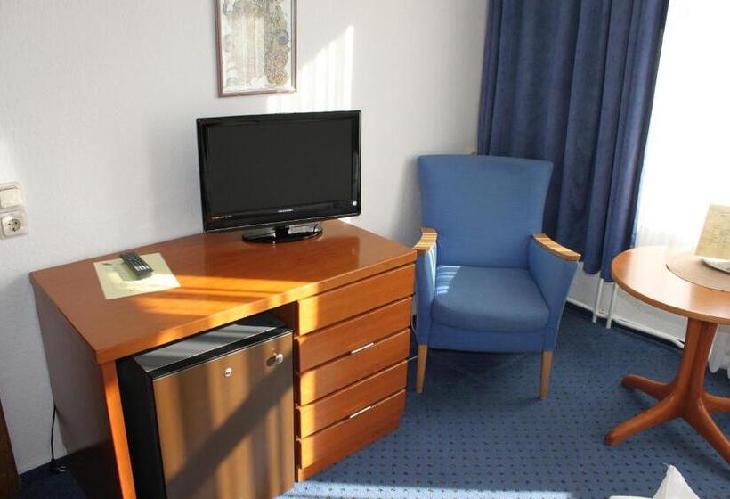 Номер Стандарт Вид на Парк, Kur  Und Ferienhotel Sanddorn