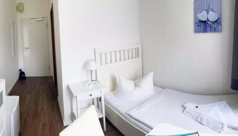 スタンダードシングルルーム, Pension Villa Frohsinn Sellin Auf Rügen
