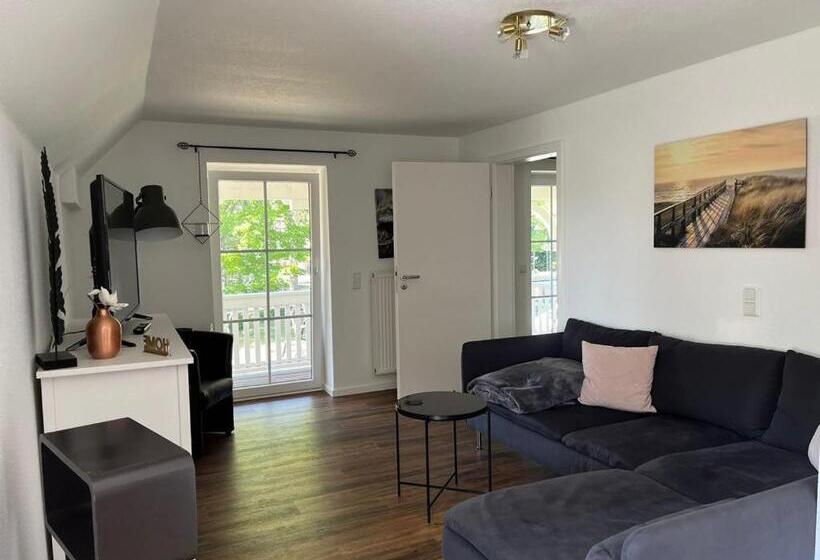 带1个卧室的带阳台的公寓, Pension Villa Frohsinn Sellin Auf Rügen