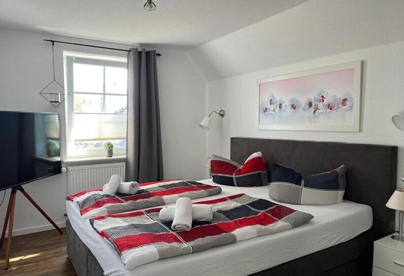 Апартаменты 1 Спальня с Балконом, Pension Villa Frohsinn Sellin Auf Rügen