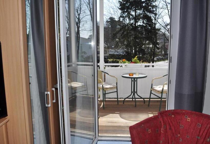 标准间带阳台, Pension Villa Frohsinn Sellin Auf Rügen