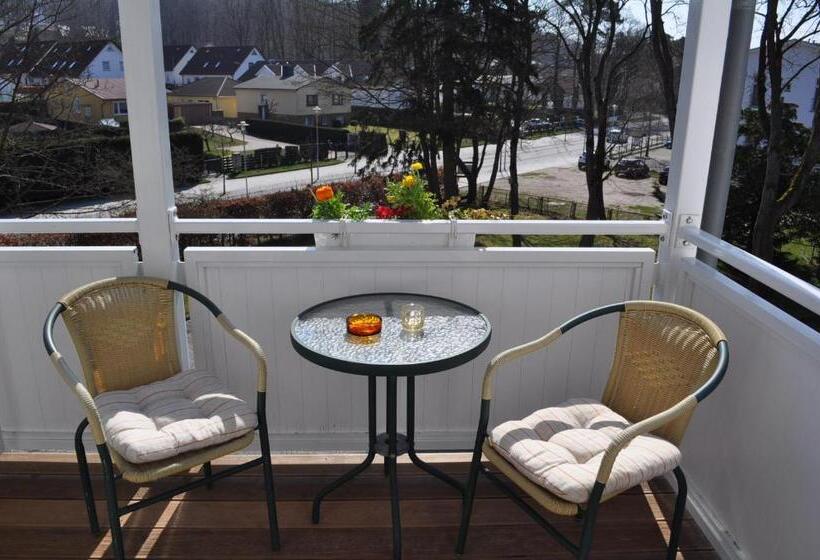 Номер Стандарт с Балконом, Pension Villa Frohsinn Sellin Auf Rügen