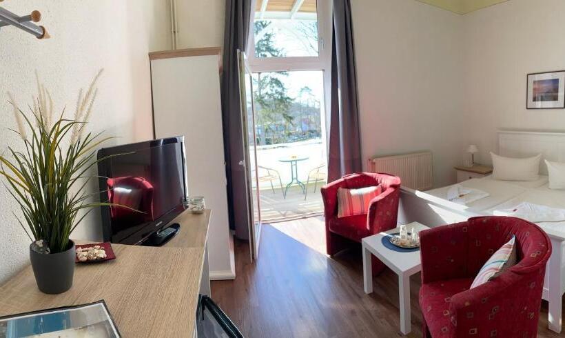 Номер Стандарт с Балконом, Pension Villa Frohsinn Sellin Auf Rügen